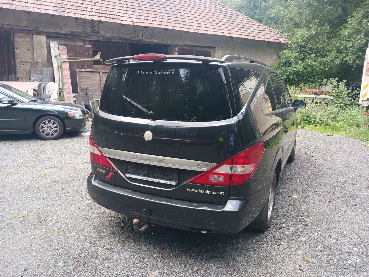 Ssangyong rodius - 9