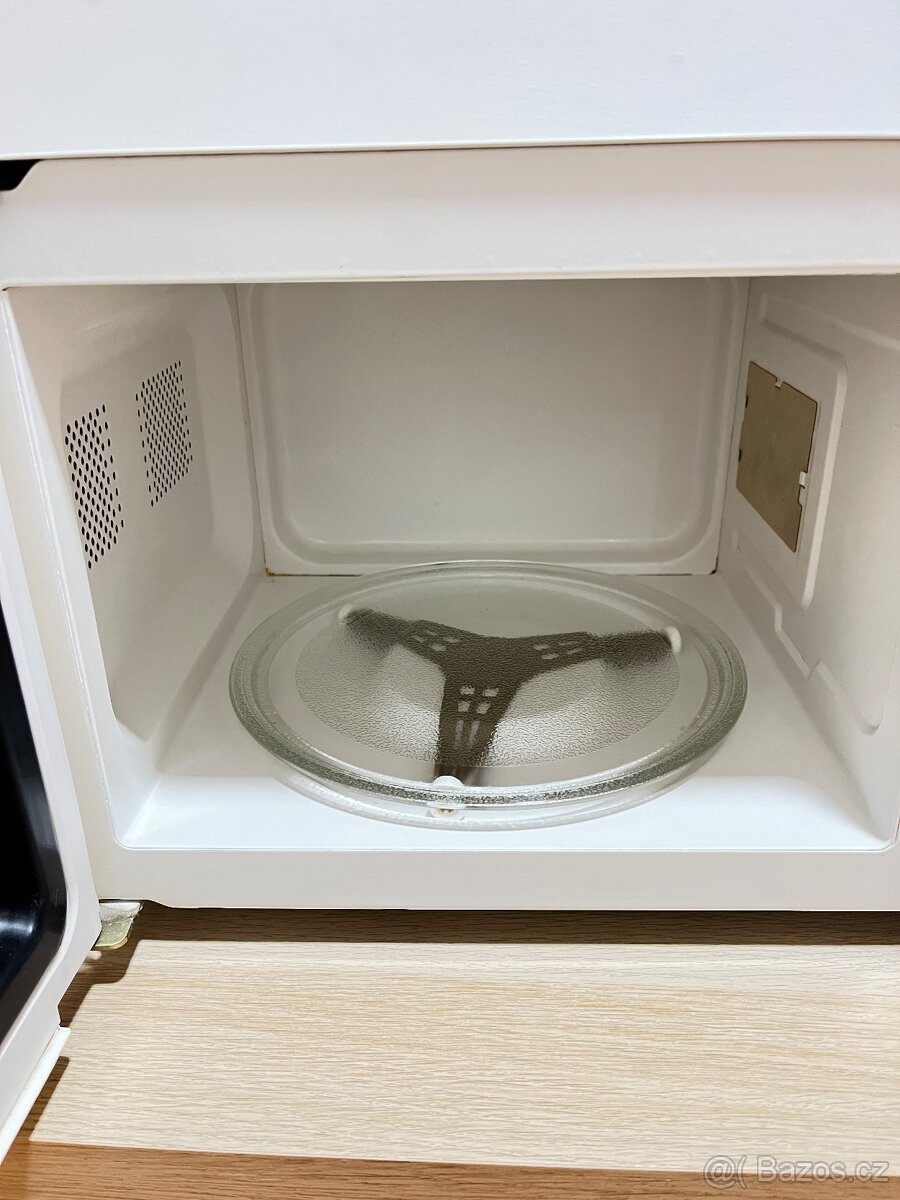 Mikrovlnná trouba - 9