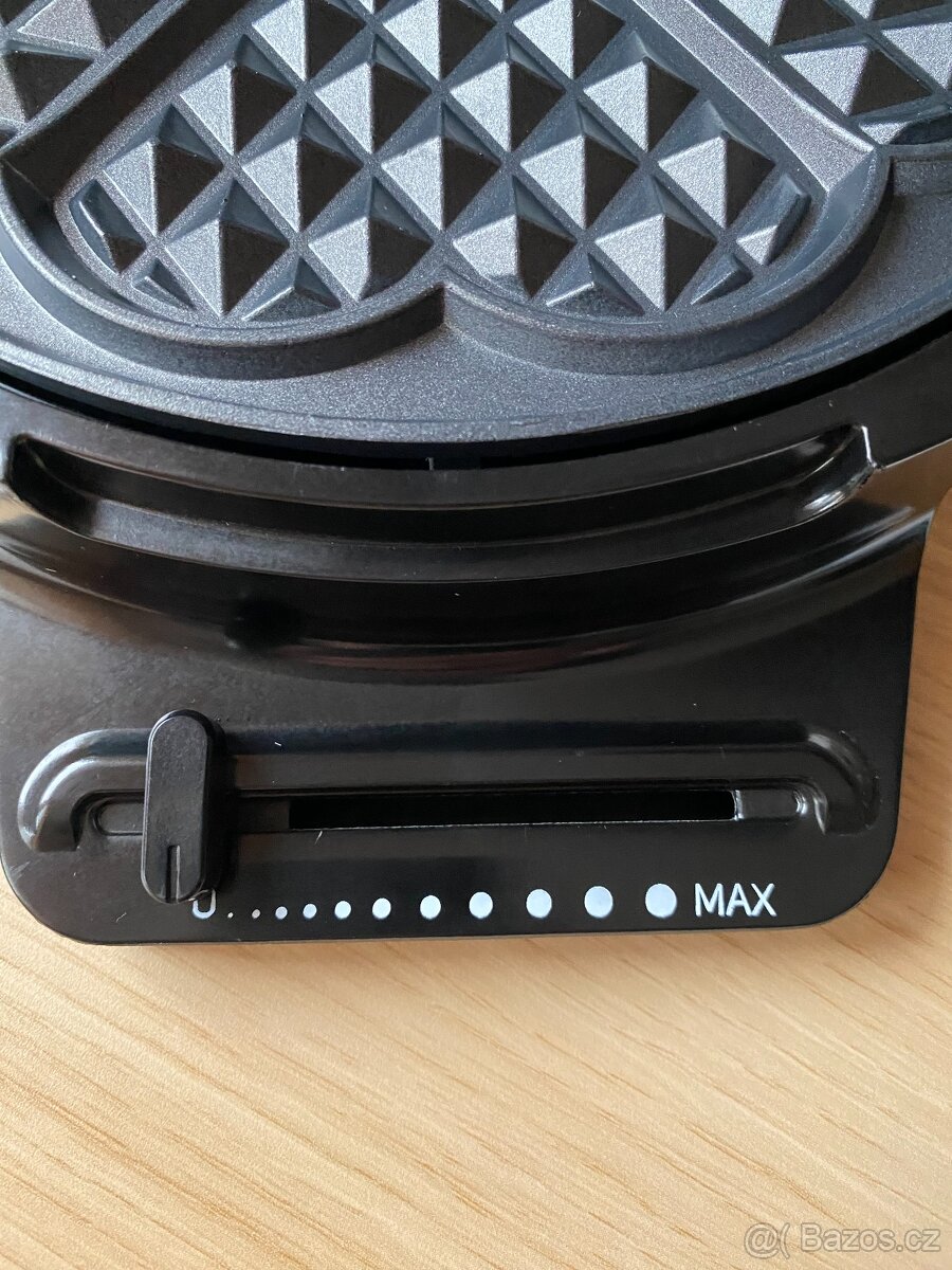 Nový vaflovač Sencor v originálním balení - 9