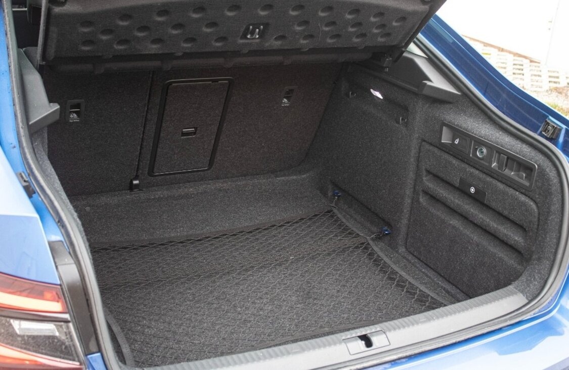 Škoda Superb 2.0 TDI DSG Style - 9