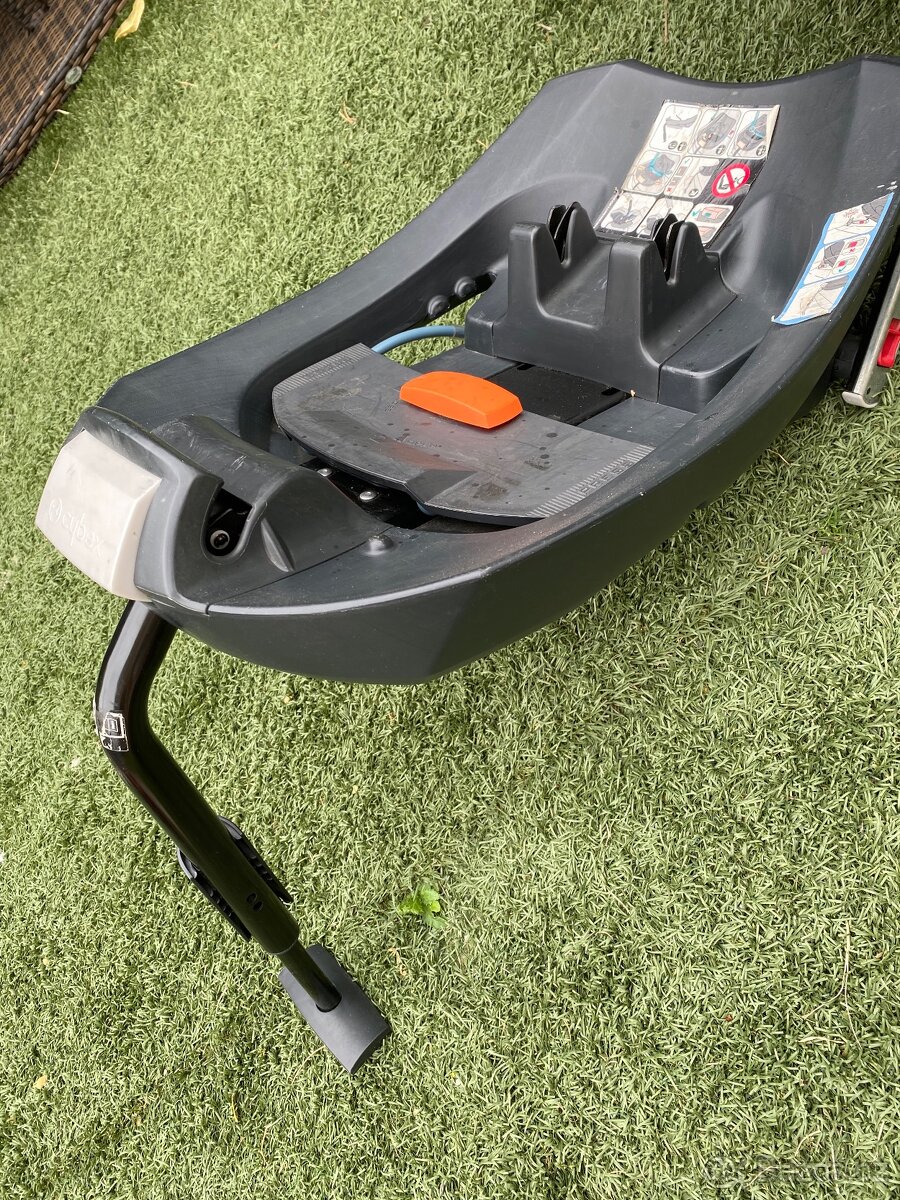 Autosedačka Cybex - 9