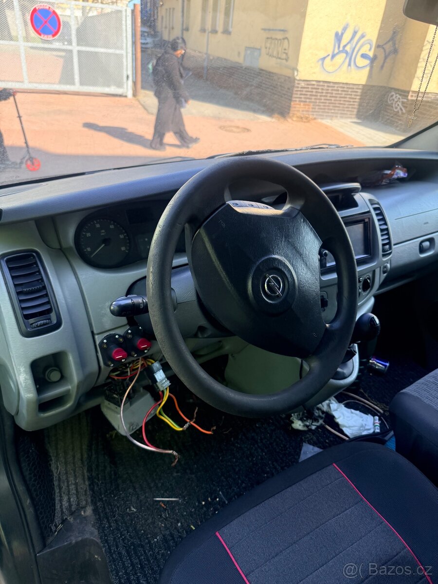 Na náhradní díly - 9