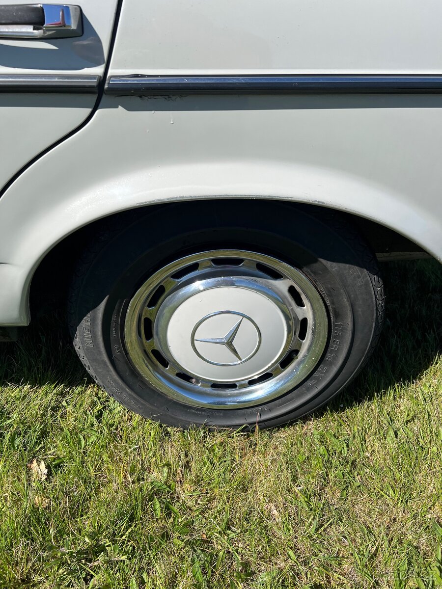 Mercedes-Benz W 123 - 9