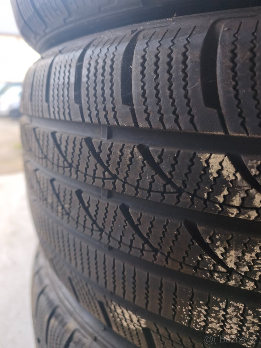 235/35/19 - 9