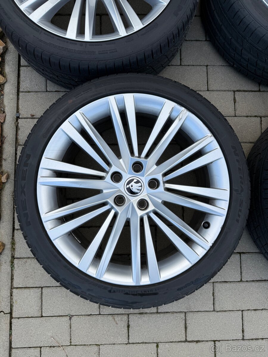 SLEVA-10k R19 5x112 Škoda Superb originál - 9