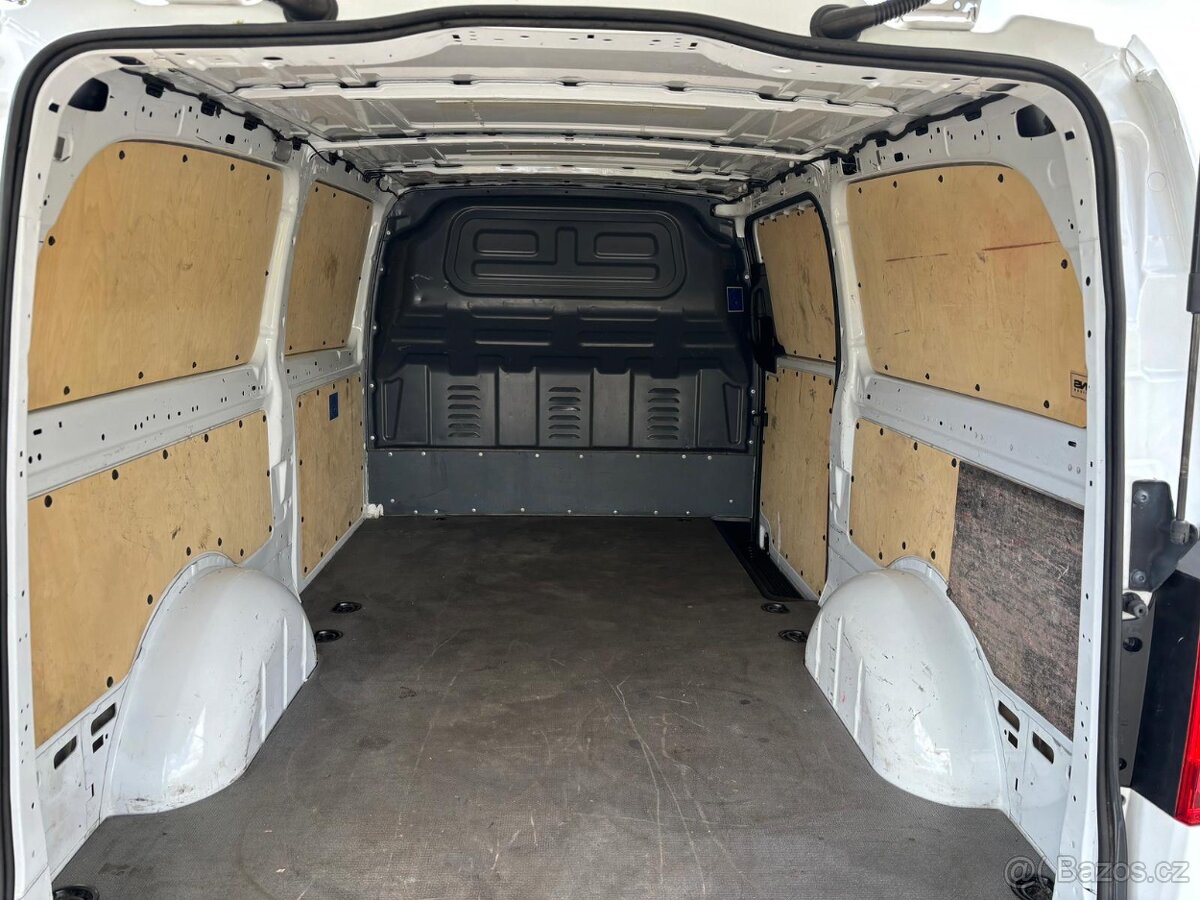 Mercedes Benz Vito 114CDI ExtraLong 4Matic DPH - 9