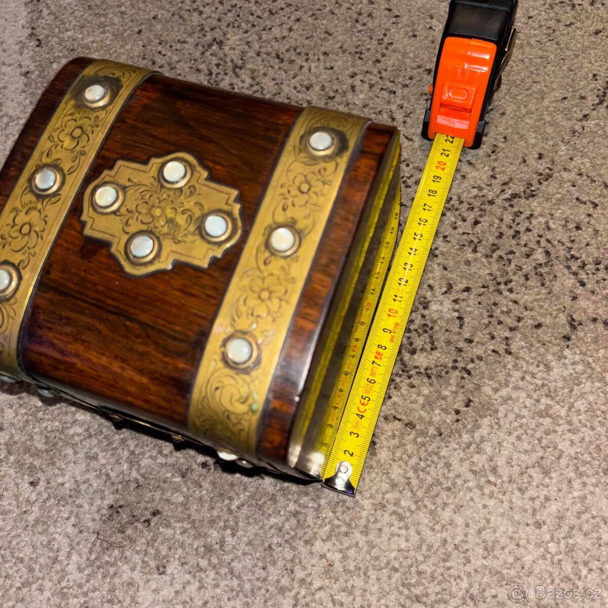 Dřevěná krabice na doutníky - 9