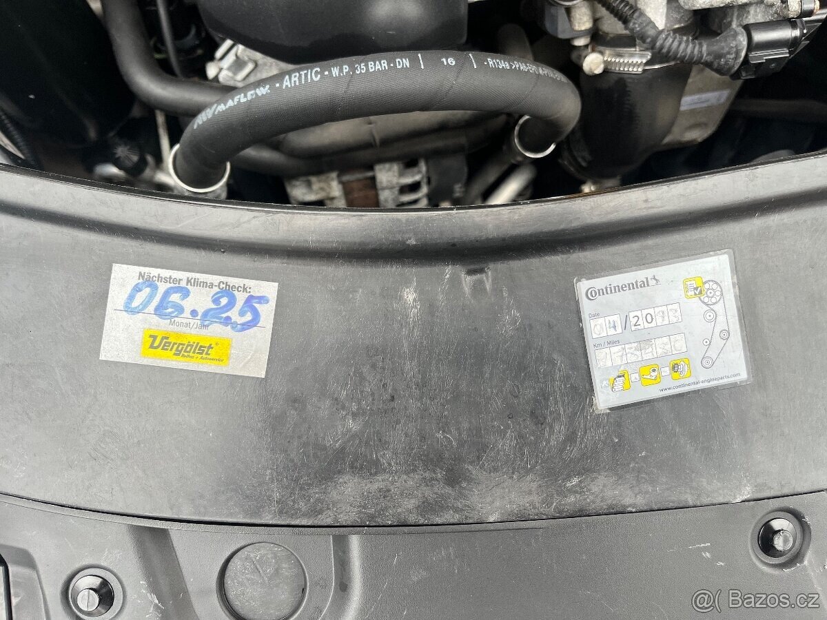 Škoda Superb 2 facelift 2014 125kW DSG Elegance - 9