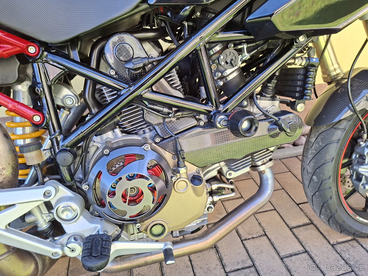 Docati Hypermotard 1100S - 9