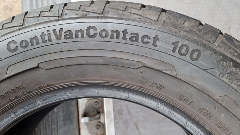 Letní pneu 215/65/16c Continental - 9
