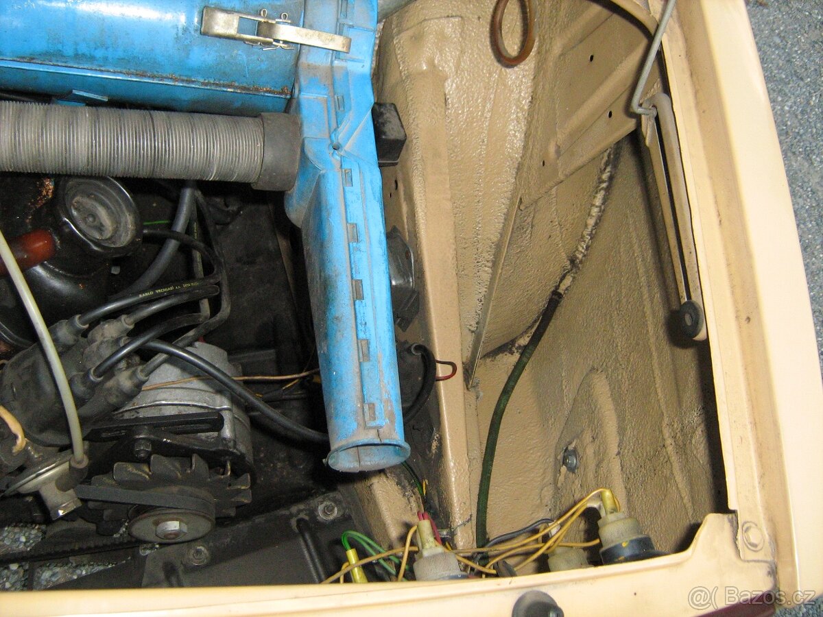 Škoda 105 1987 - 9
