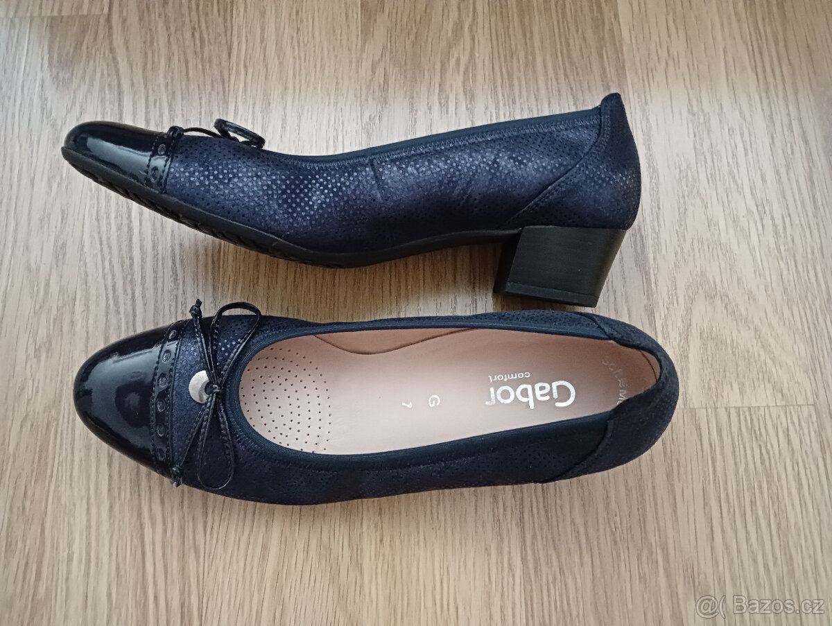 NOVÉ DÁMSKÉ BOTY - různé značky a modely - 9