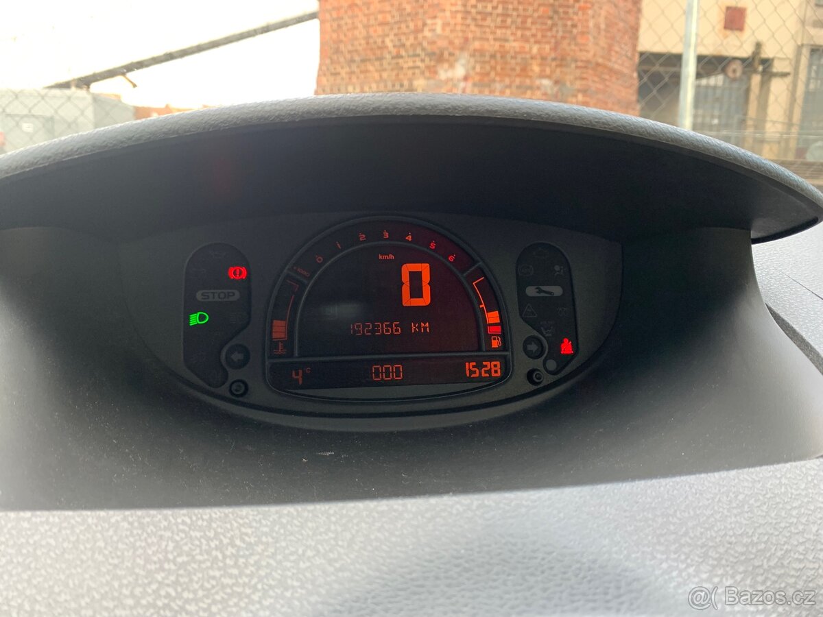 Renault Modus 1.5 dci 60 kw platná stk do 6.2027 - 9