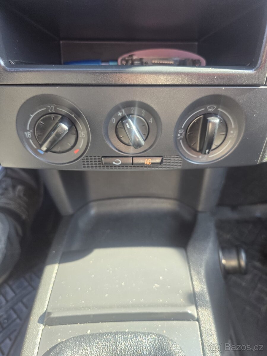 Škoda fabia 1.4.tdi - 9