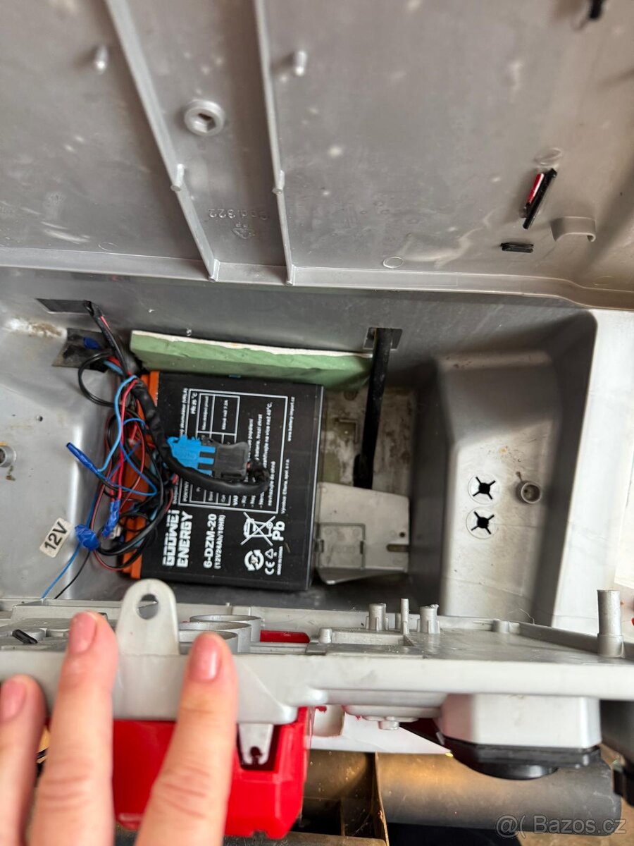 Autíčko Peg Perego Gaucho - 9