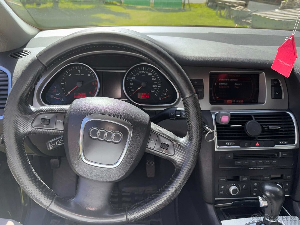 Audi Q7 3.0TDI - 9