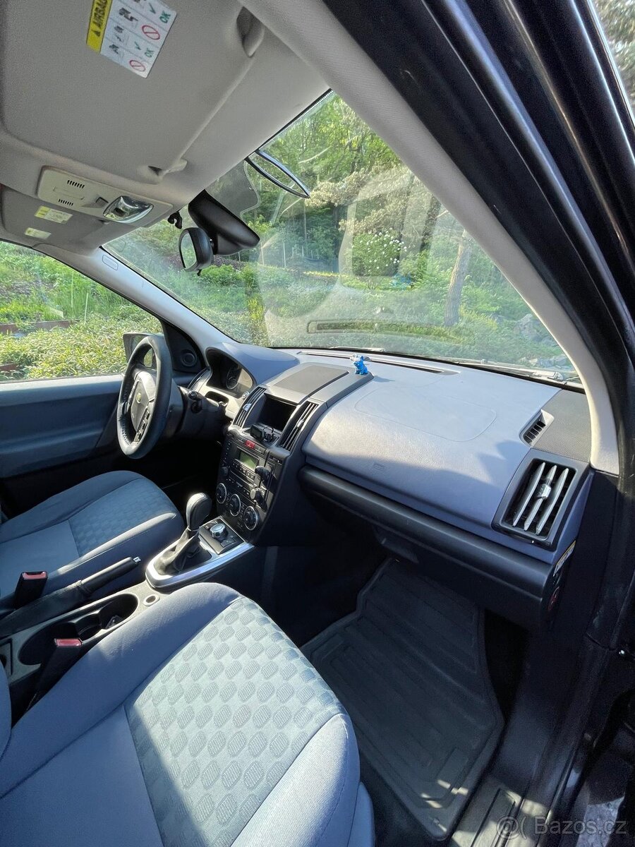 Land Rover Freelander 2 - 9