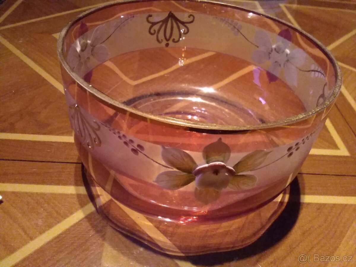 Šalek s podšálkem - 9