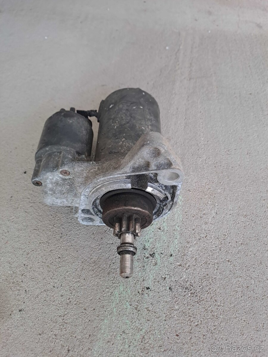 Prodám náhradní díly na Audi A3 r.v.1998 - 9