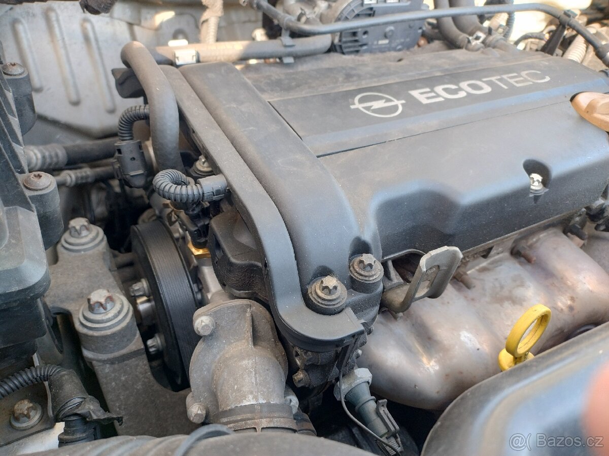 Opel Corsa D 1.2 16v, STK 4/27 - 9