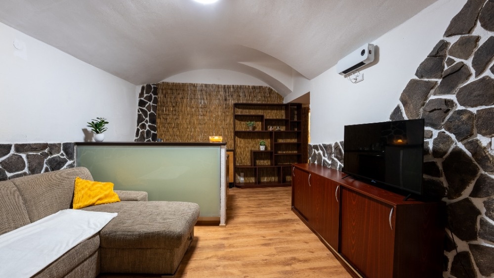 Prodej 2 ateliérů - 9