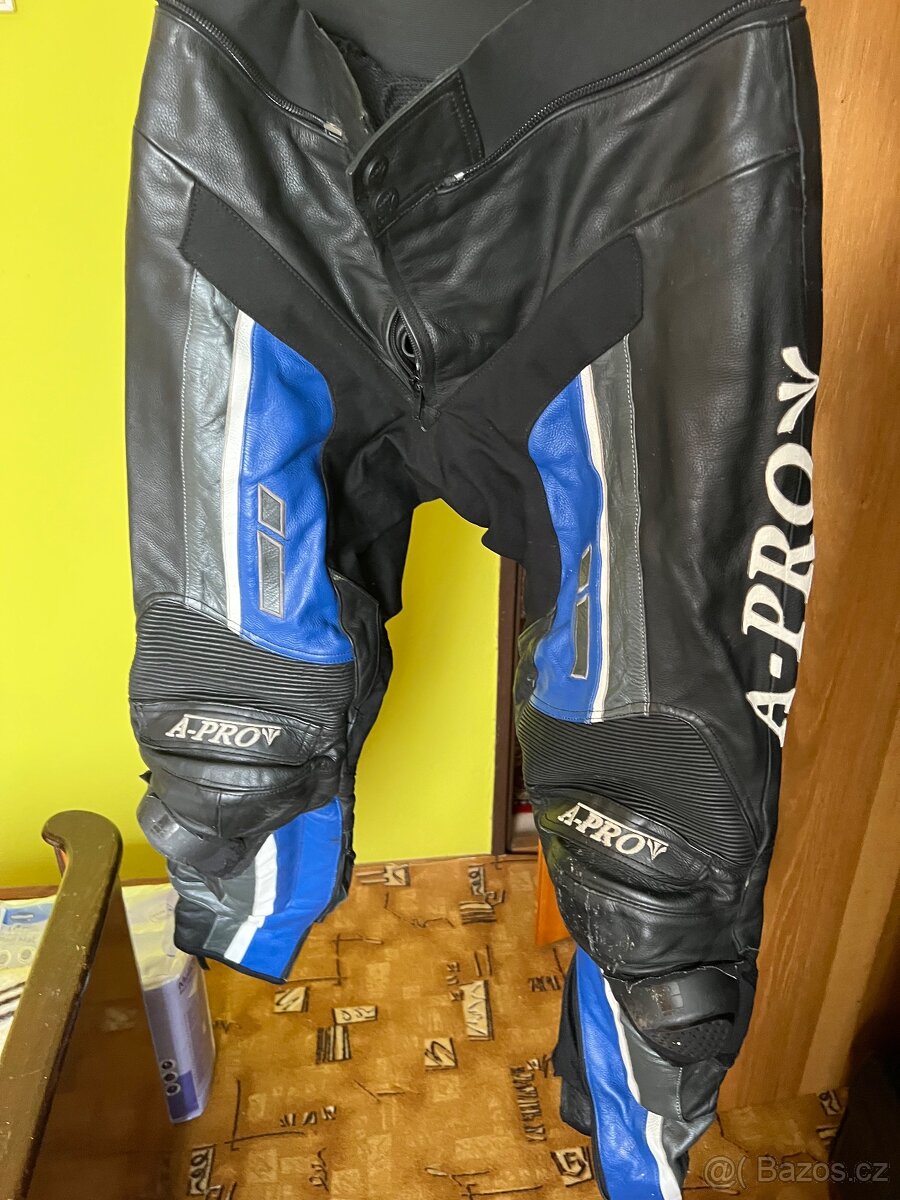 Motorkářská dvoudílná kombinéza - 9