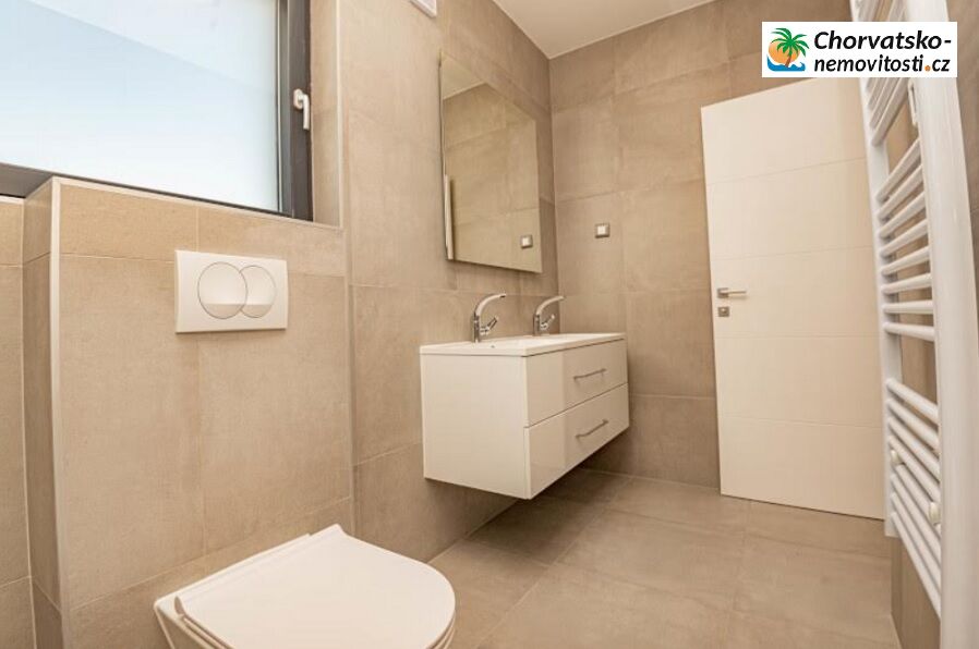 Prodej, dům, 180 m poz., , Česko - 9