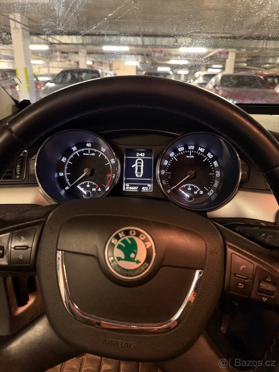 Škoda Superb II 4x4 TOP Stav - 9
