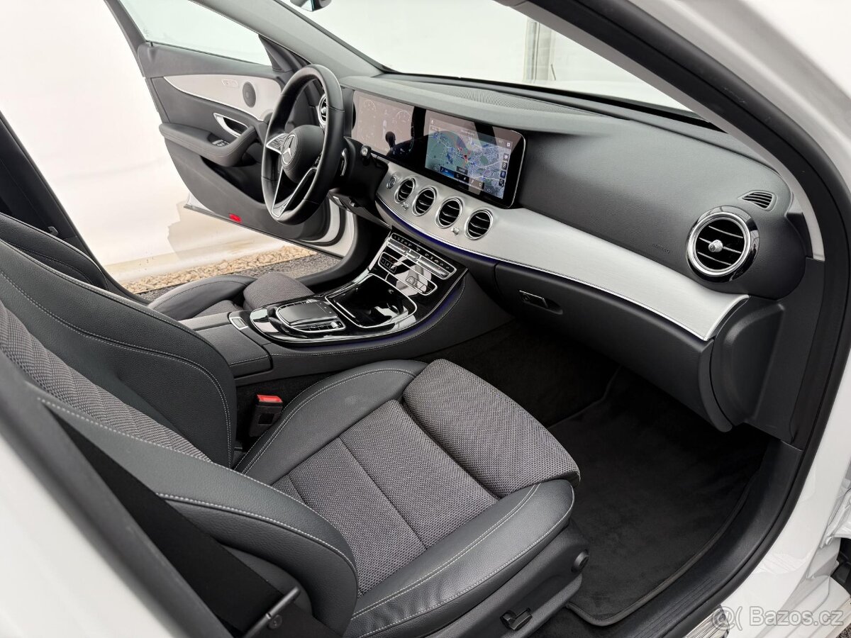 Mercedes-Benz Třídy E, 300de 9G DPH PLUG-IN 4X4 1-MAJ - 9