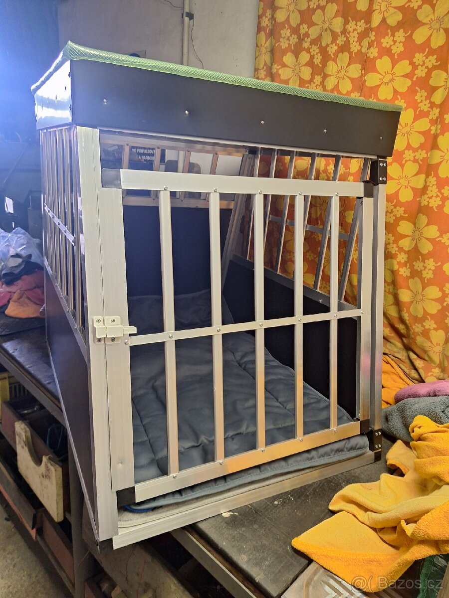 Klec pro psa do auta - 9