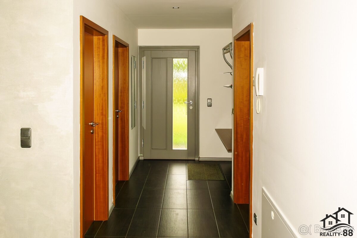 Prodej rodinný dům 5+kk, 150 m² - Karviná – Hranice - 9