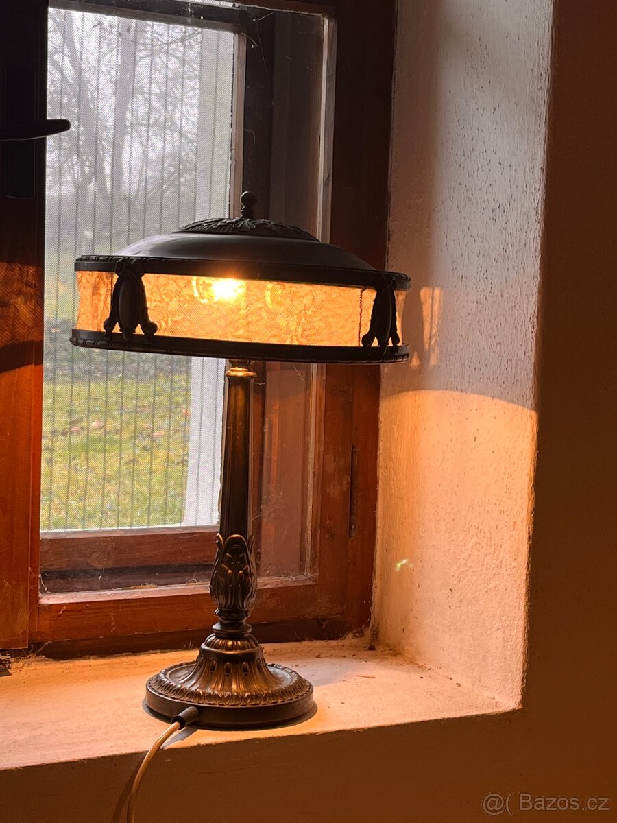 Starožitný nábytek — skříň židle… - 9