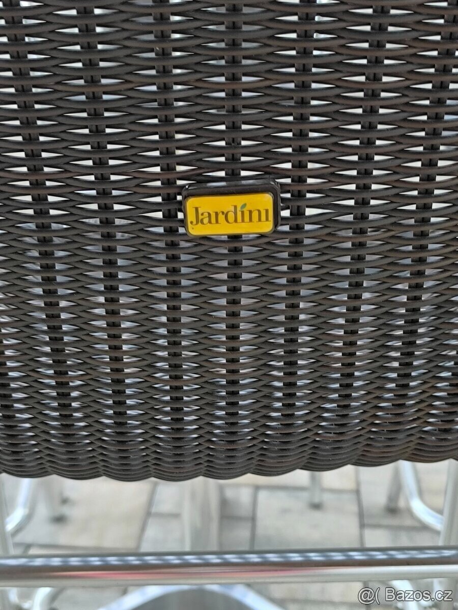 Prodám 4 barové židle + Vysoký kulatý stůl - 9