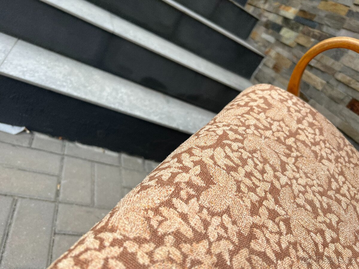 Křesla TON - Brusel III - 9