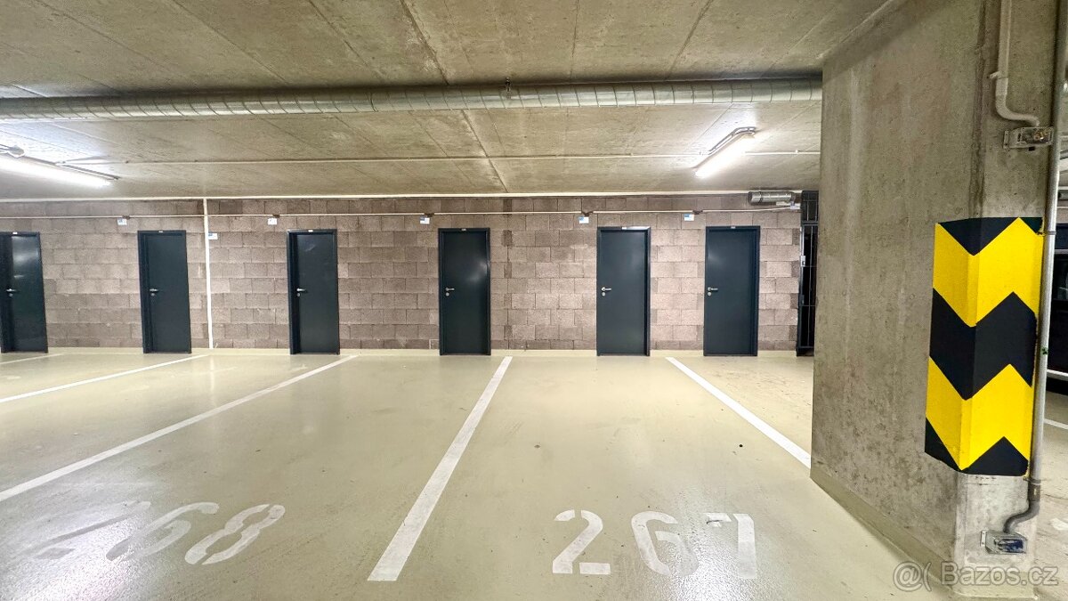 2+kk Praha 3 + parking - 9