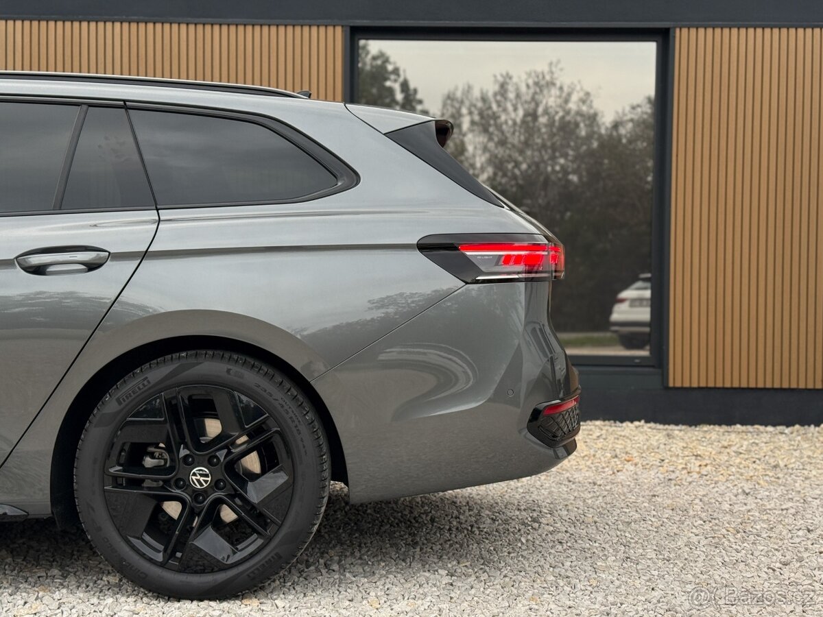 Volkswagen Passat Variant R-Line 2.0 TDI 4X4 DSG Pano,Matrix - 9