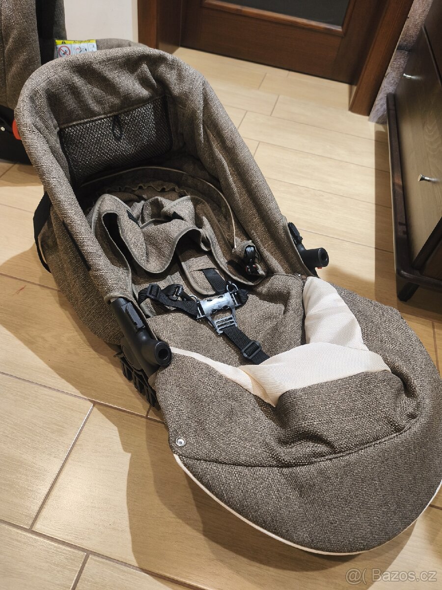 Kočárek troj kombinace - 9