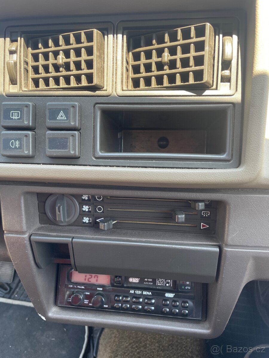 Škoda favorit 135 LSe - 9