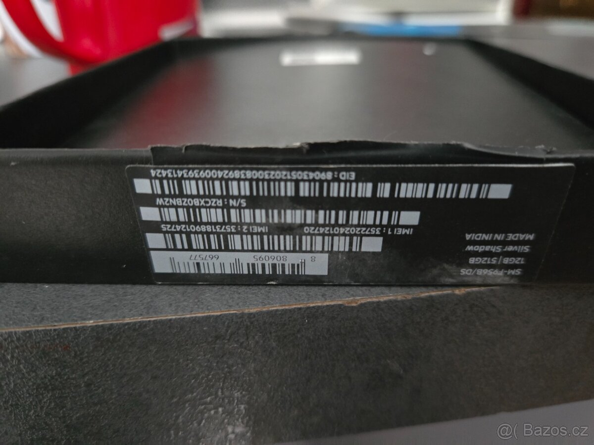 SAMSUNG GALAXY Z FOLD 6 - 9