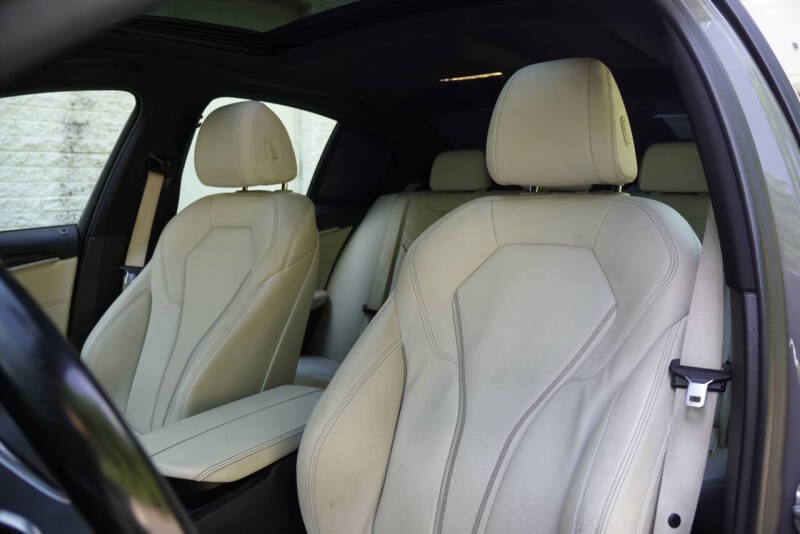 BMW 530i 2021 - 9