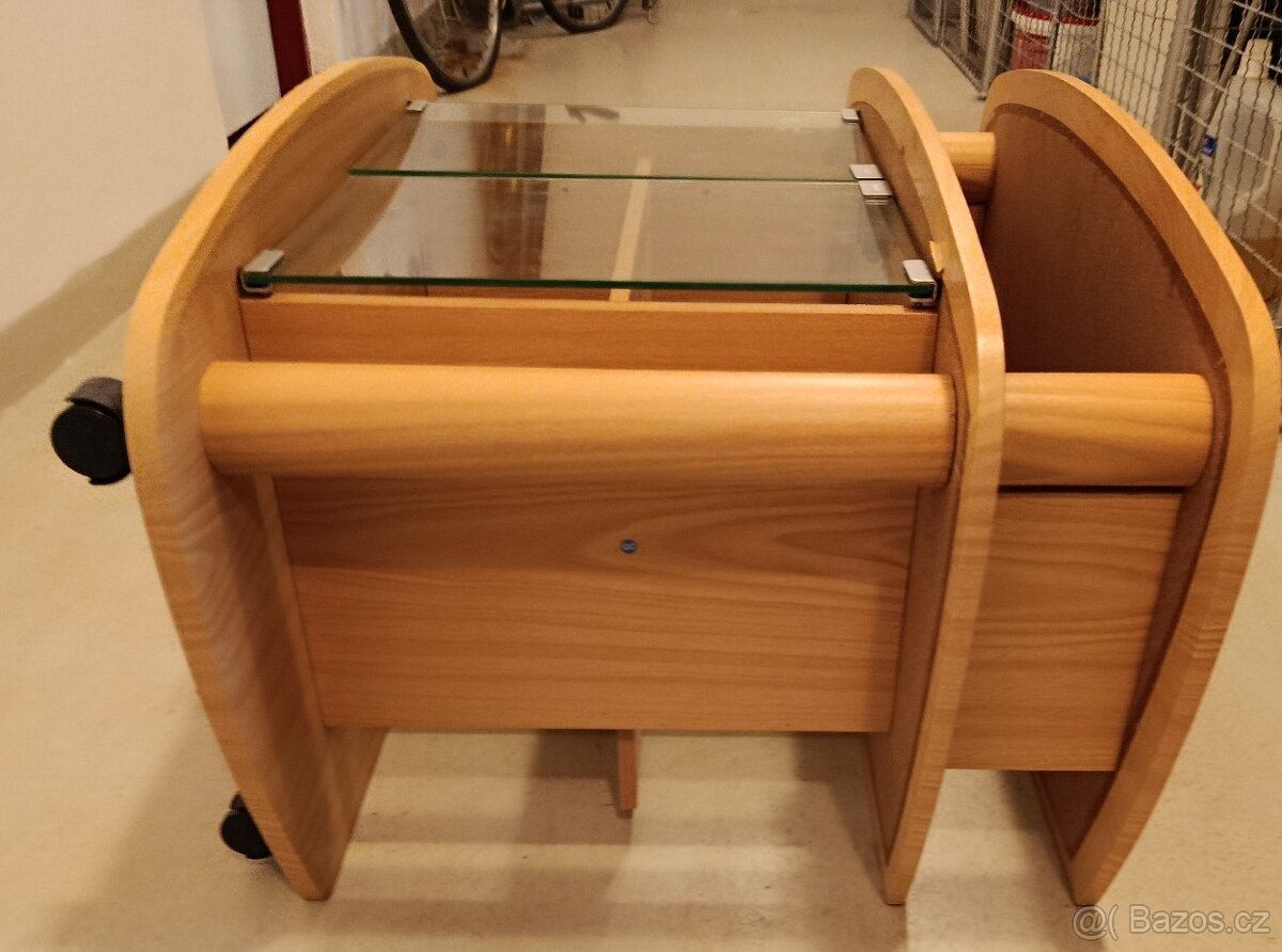Stolek pod TV - 9