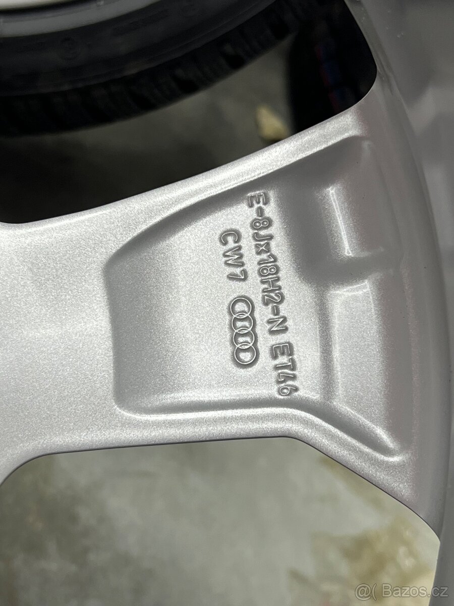 Audi a3, golf, Octavie r18 225/40 nejeté zimní - 9