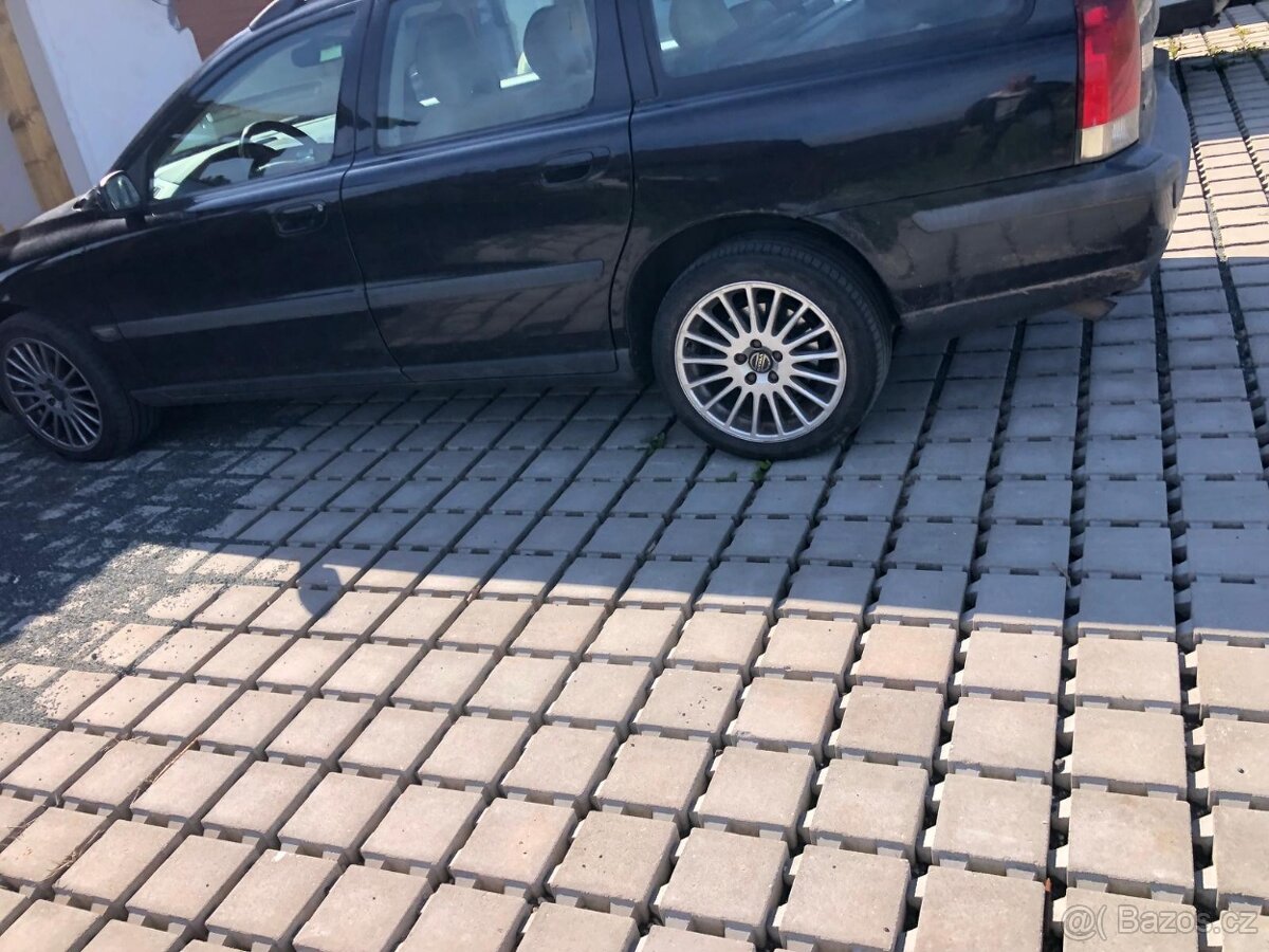 Volvo V70 2.4D 2003 4x4 automat,292.000 - 9