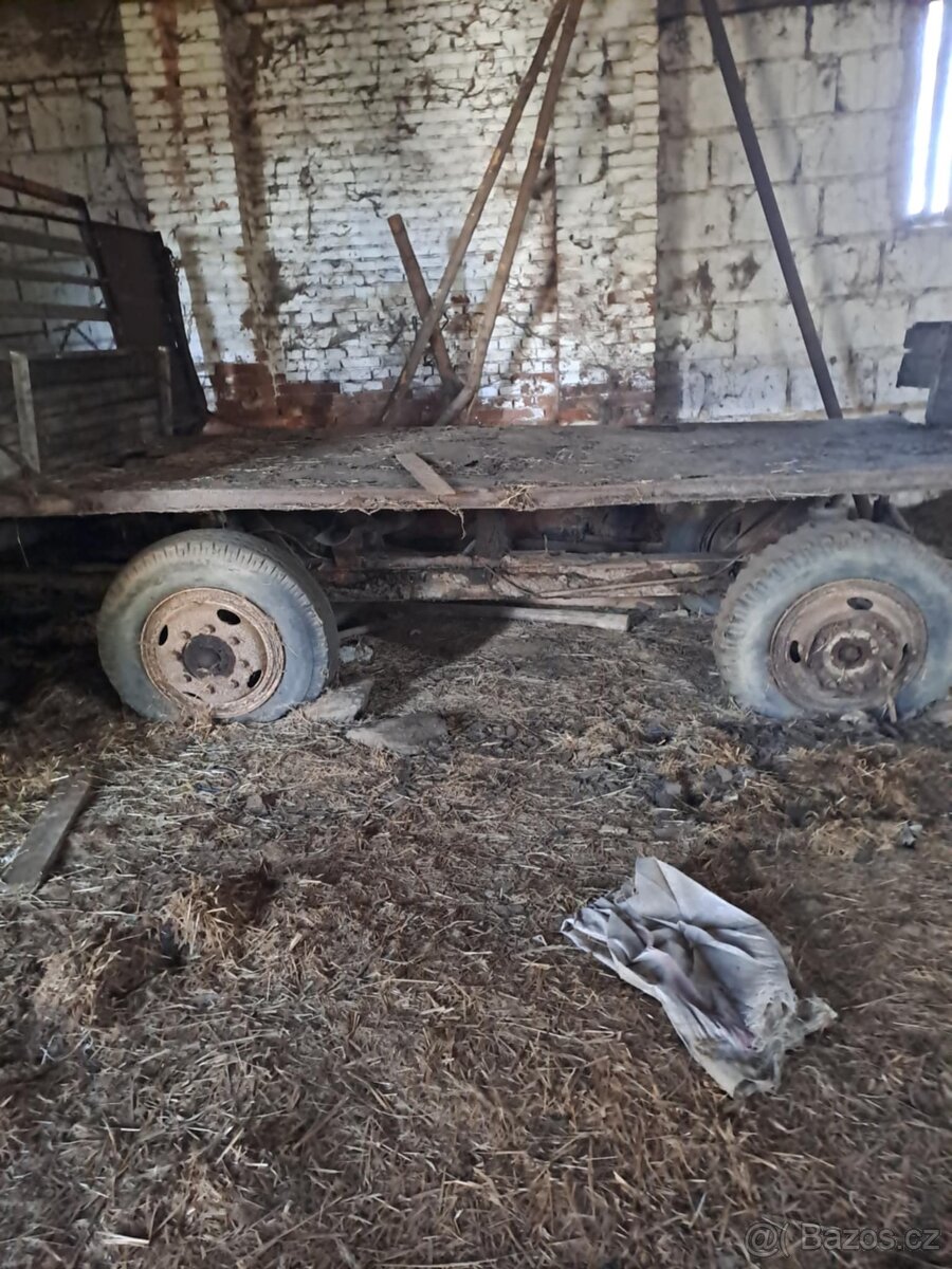 zemědělské stroje - 9