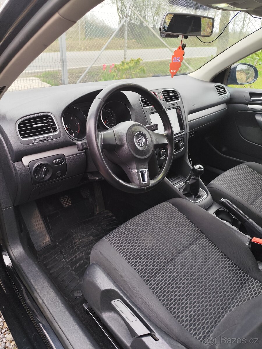 VW GOLF 1,6tdi 77kw 2011 - 9