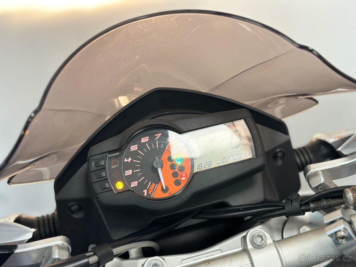 KTM Duke 690 - 9