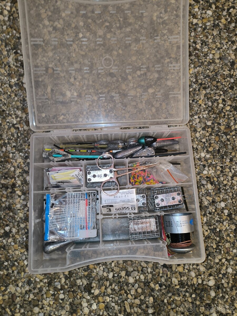 Kompletní rybářská sada pruty, podběrač a příslušenství - 9