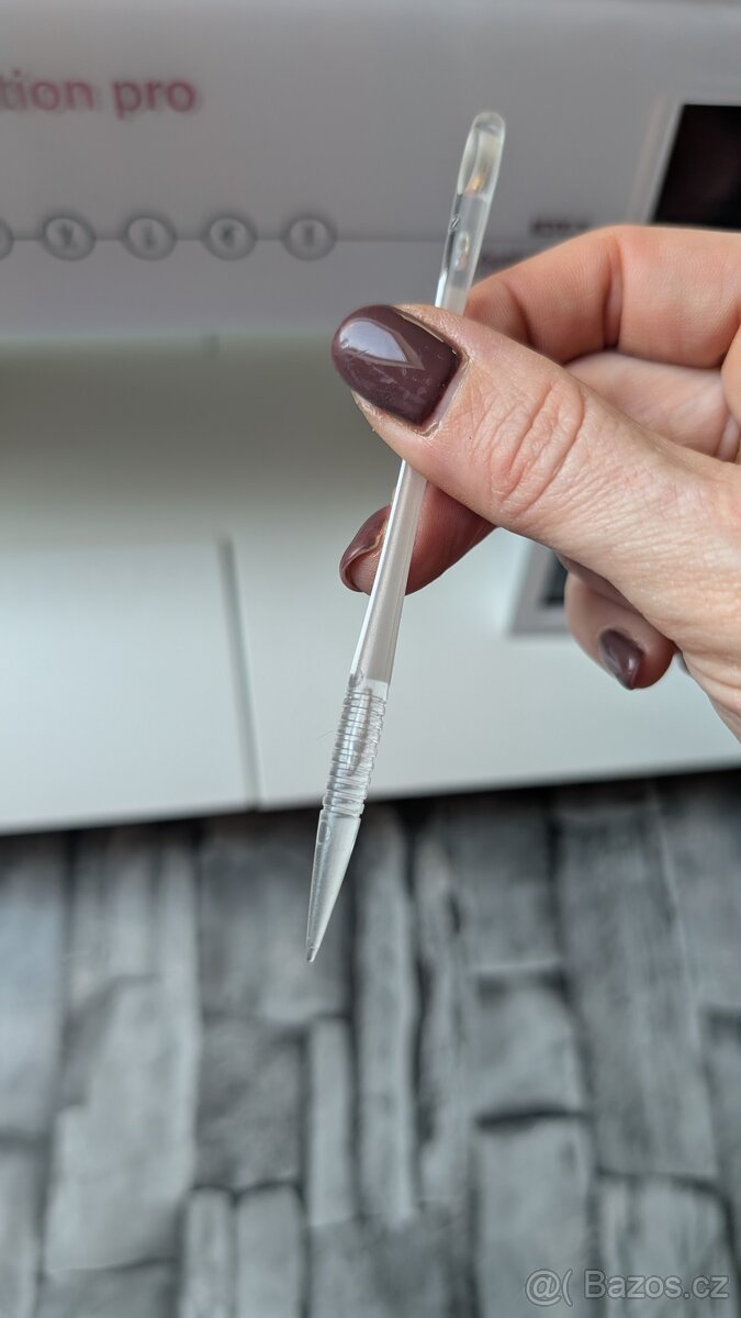 Vyšívací stroj Pfaff creative sensation Pro - 9