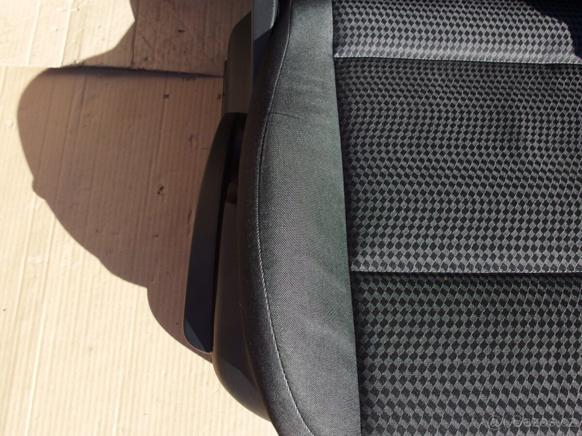 Sada sedaček Škoda Roomster s airbagy a výhřevy - 9