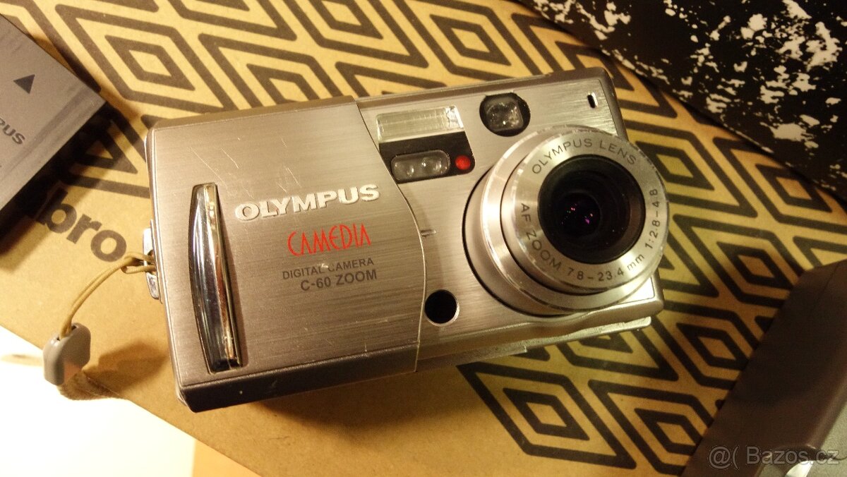 Olympus C-60 ZOOM - 9